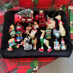 CHOICE OF CHRISTMAS ORNAMENT 2 For $5 Template