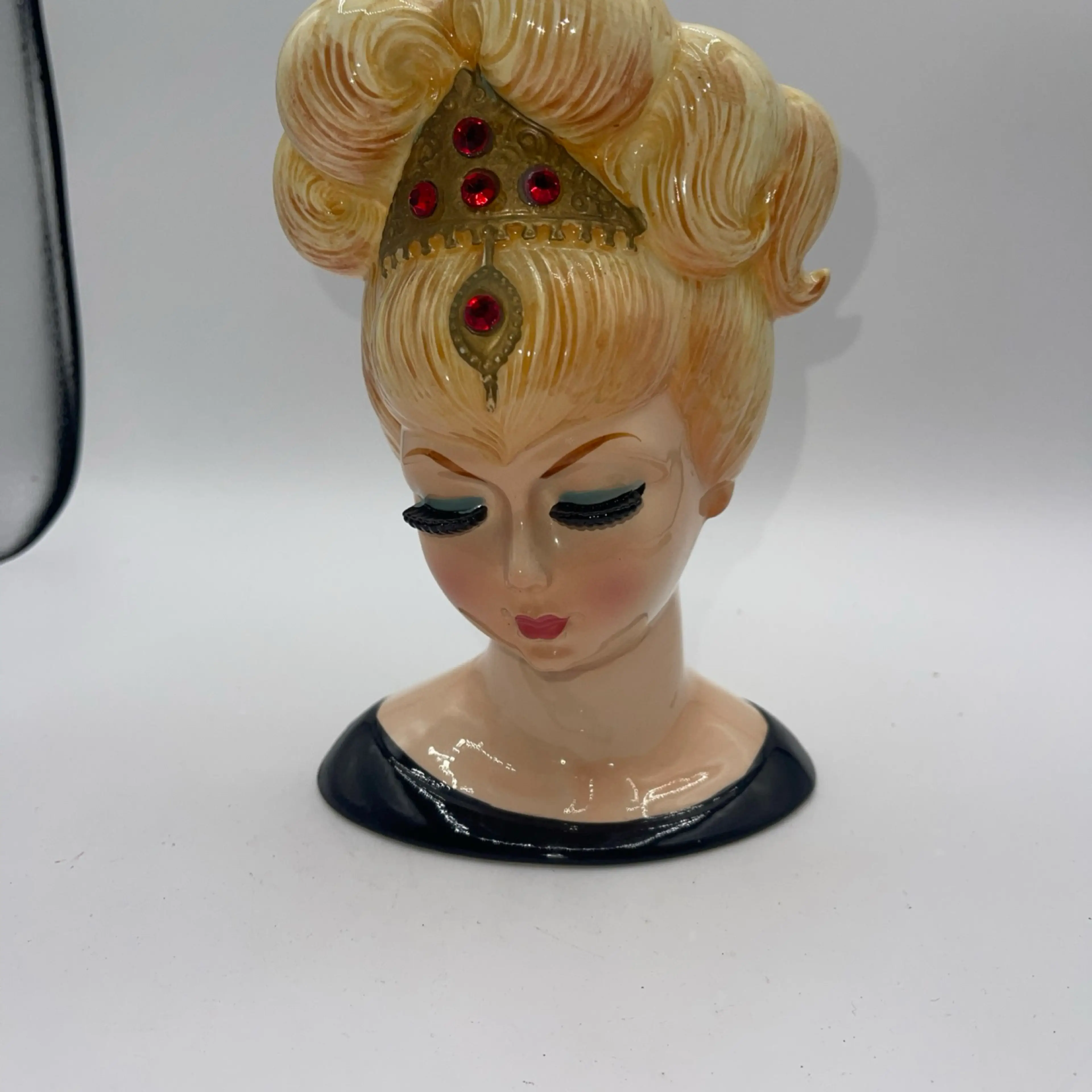 Image 4 of 11