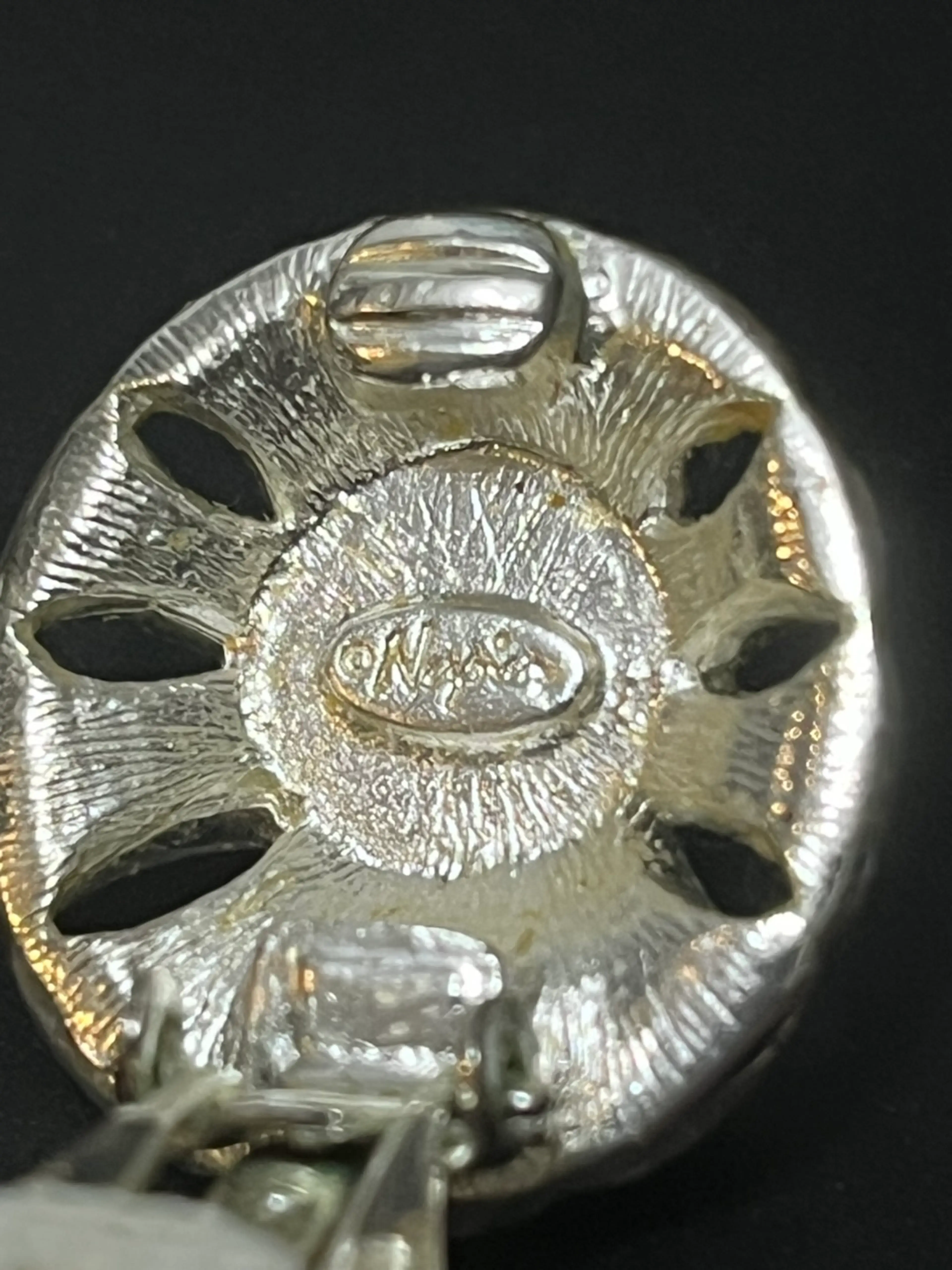 Image 4 of 4