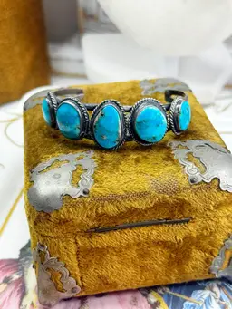 Sterling Silver Vintage Native American Turquoise Bracelet