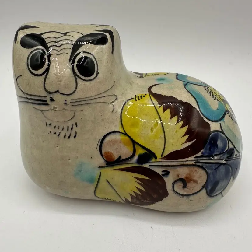 Tonala Hand Painted Mexican Folk Art Pottery Cat 