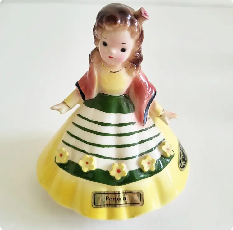 Vintage Josef Originals Portugal Small World International Series