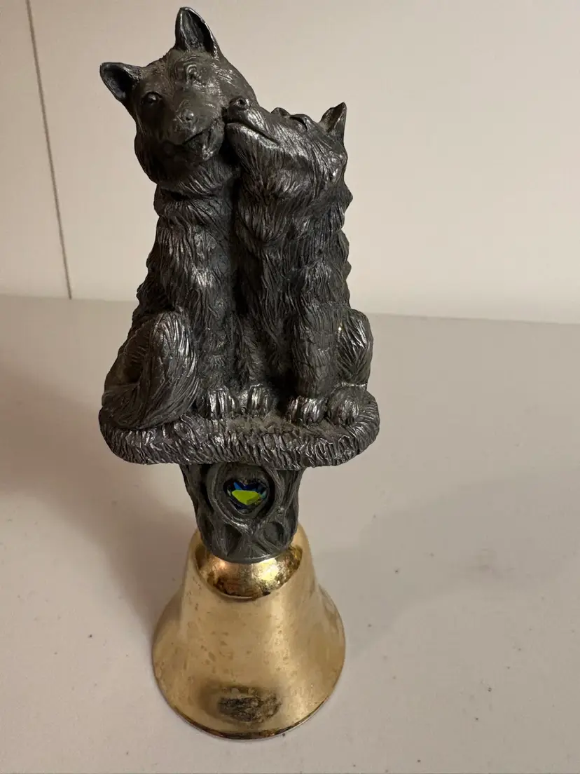Michael Ricker Pewter 1995 Friendship Commemorative Bell Featuring Two Wolves