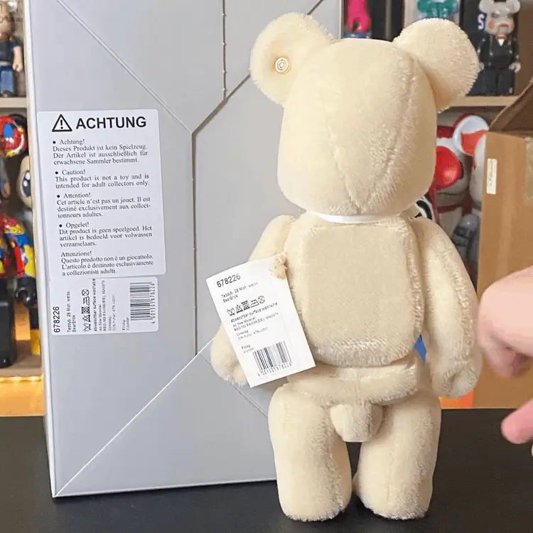 Bearbrick 400% Steiff White
