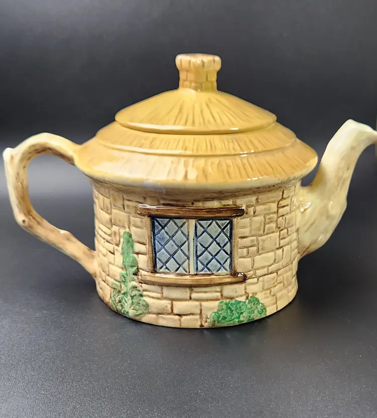 Cottage Teapot