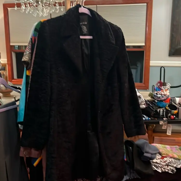 BEBE Brand Fab Persian Lamb “look” Sz S CAR Coat Length