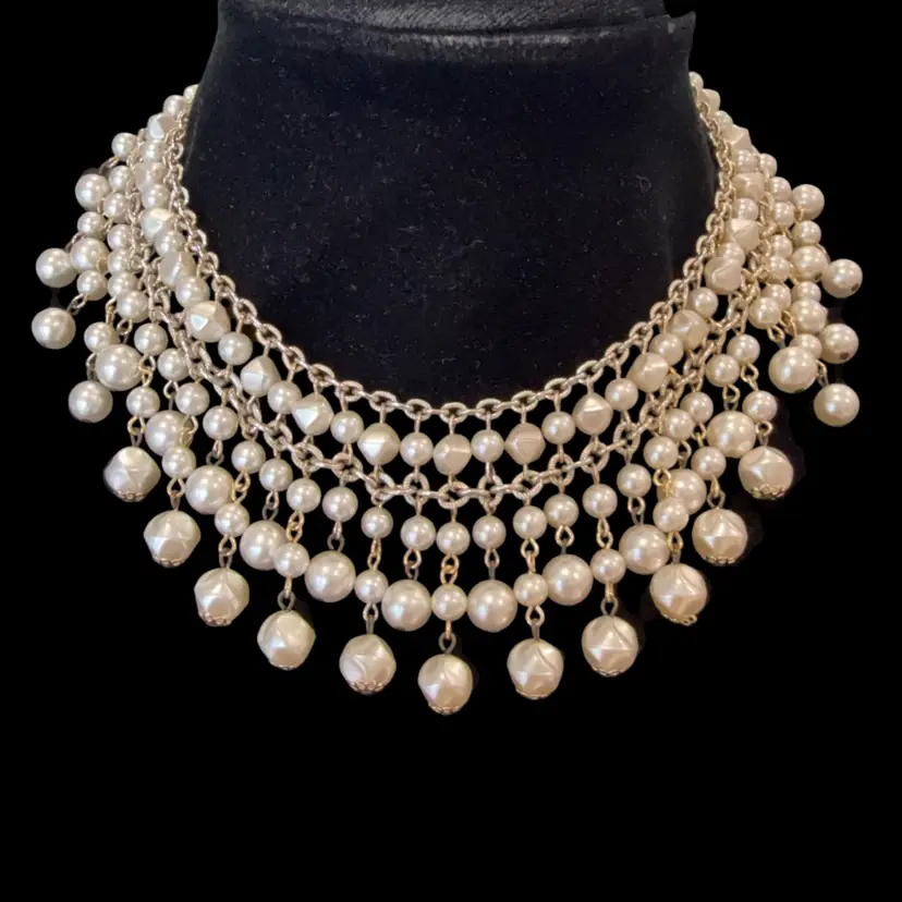 Vintage 1950s Ivory Simulated Pearl Bead Dangle Choker Necklace