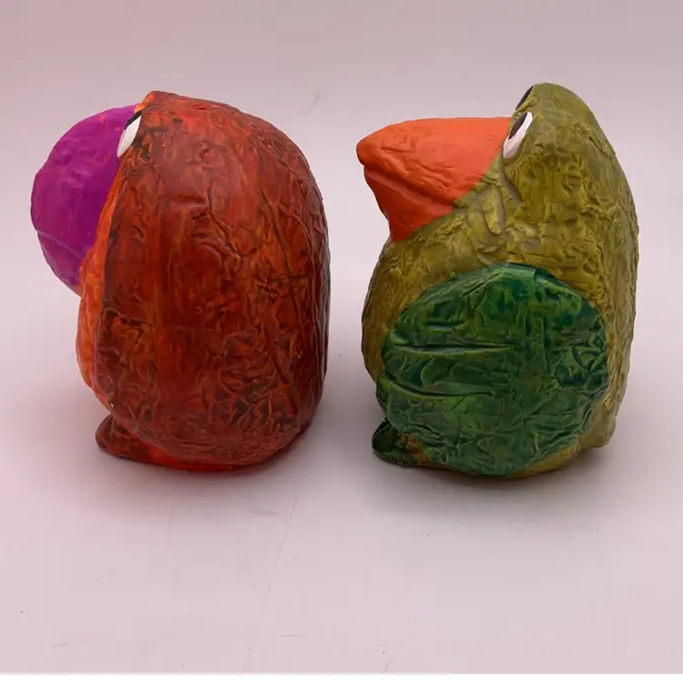 POW3 1970's Retro Kitsch Toucan Bird Salt and Pepper Shakers Colorful 3.25"