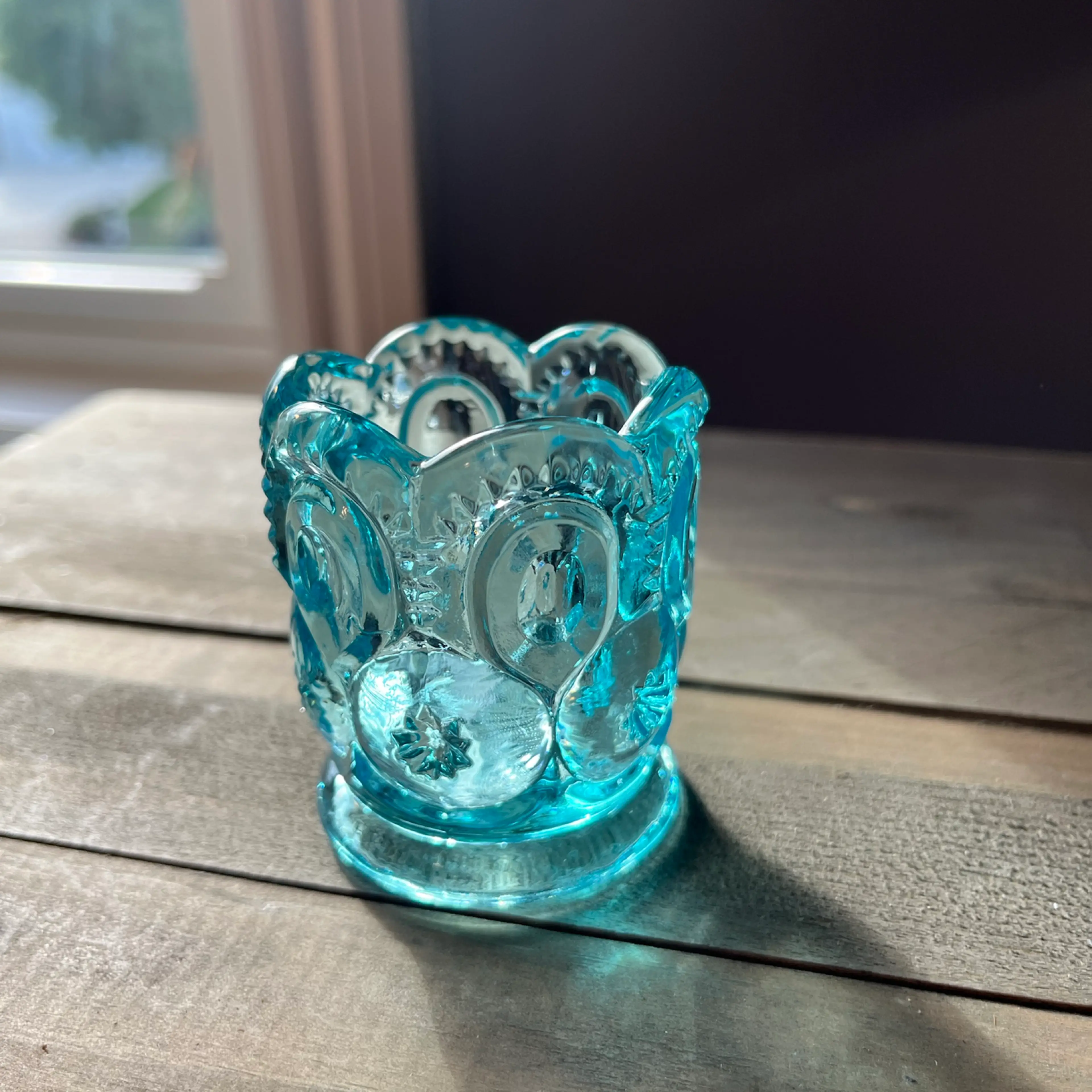 Image 1 of 4