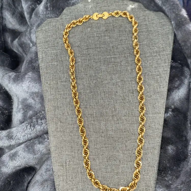 Vintage 24 In’ Monet Rope Necklace, Signed.
