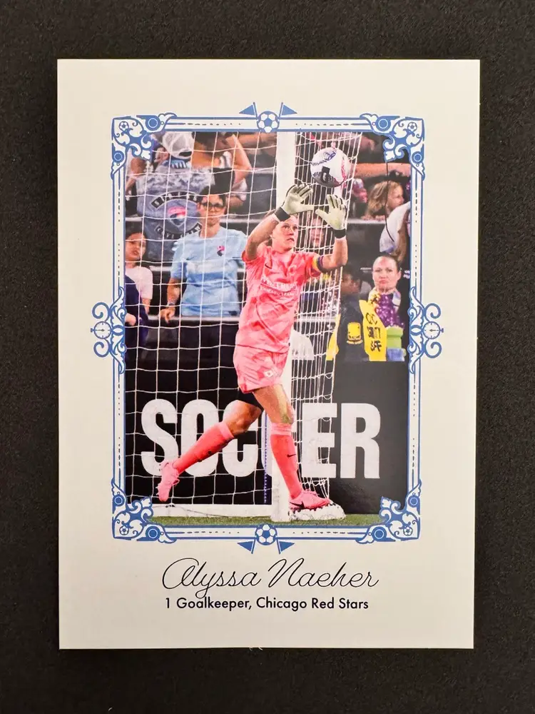 Alyssa Naeher Oversized Box Topper/Bottomer