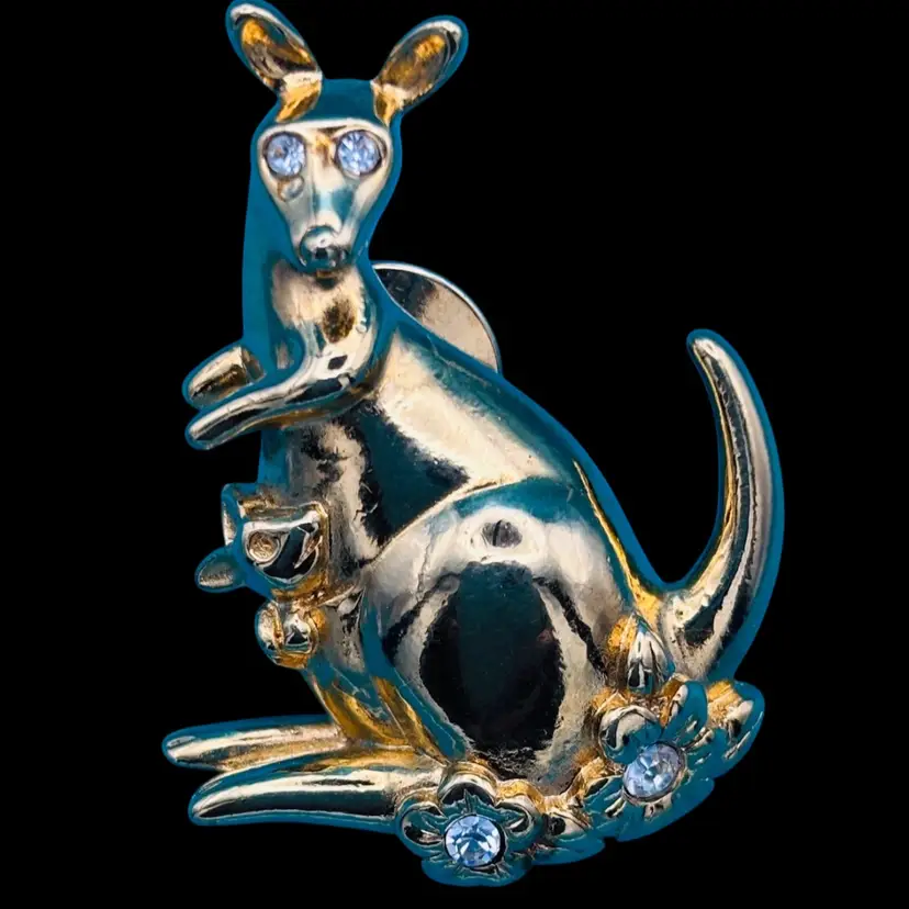 Vintage Avon Kangaroo & Joey Brooch – Gold-Tone with Rhinestone Accents
