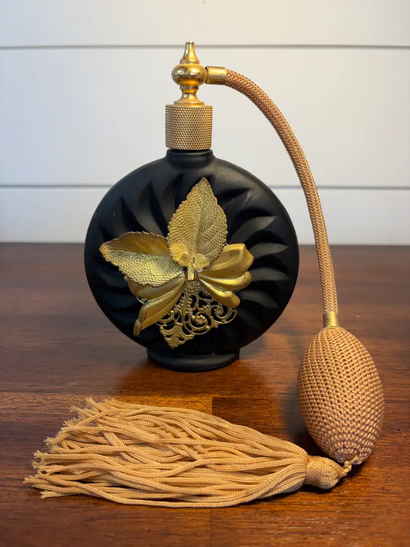 Vintage Black and Gold Perfume Atomizer