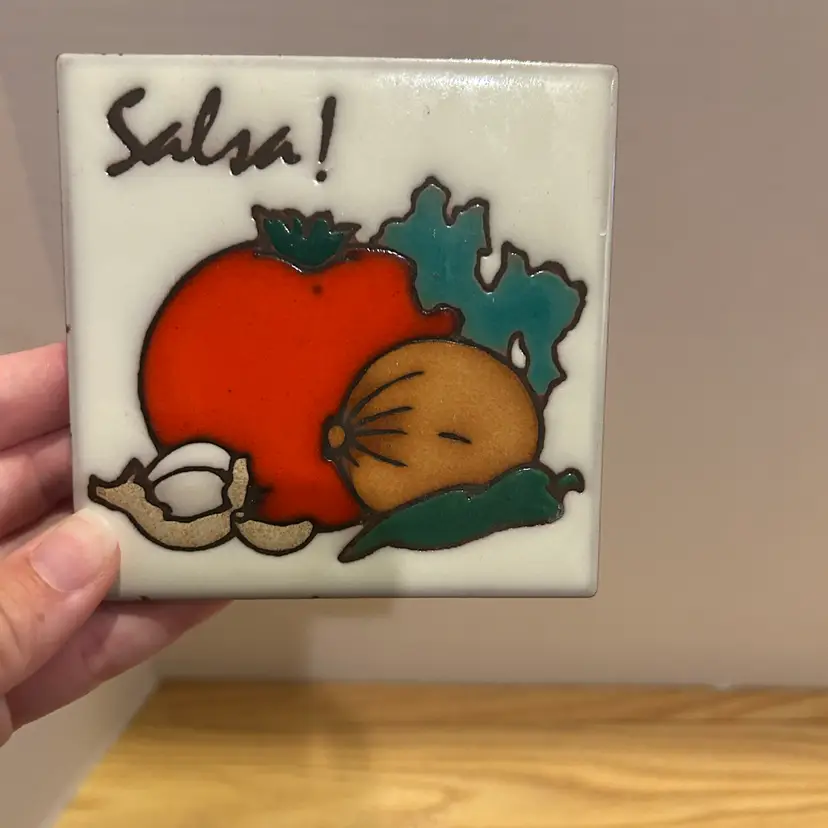 Salsa Tile