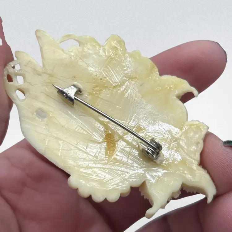 1930s Vintage Celluloid Fruit Basket Brooch – Made in Japan – Cream Carved Figural