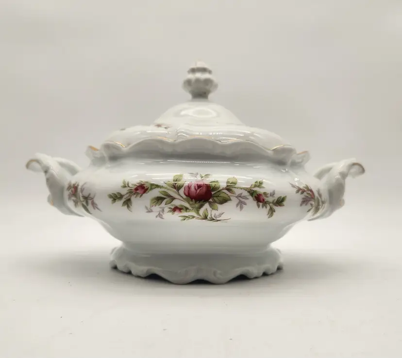 Johann Haviland Bavaria Germany Moss Rose Covered Vegetable Gold Trim Scalloped