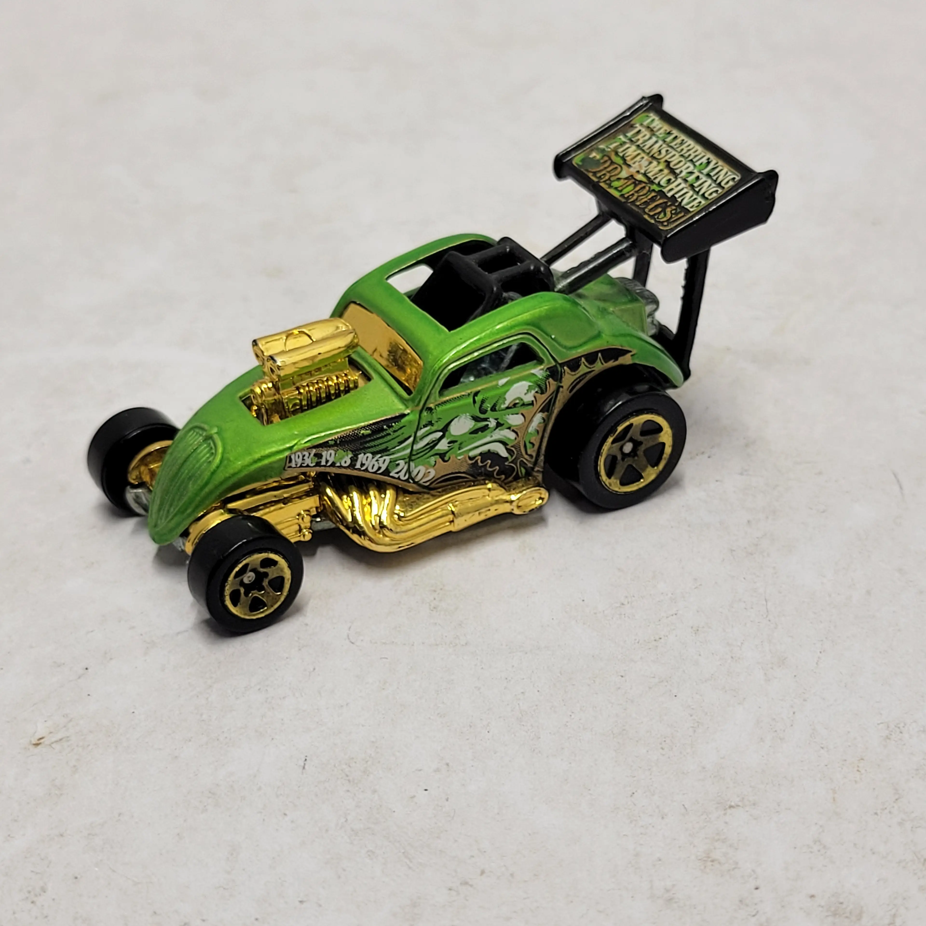 HOT WHEELS FIAT 500 C 1999 DR TREG GREEN