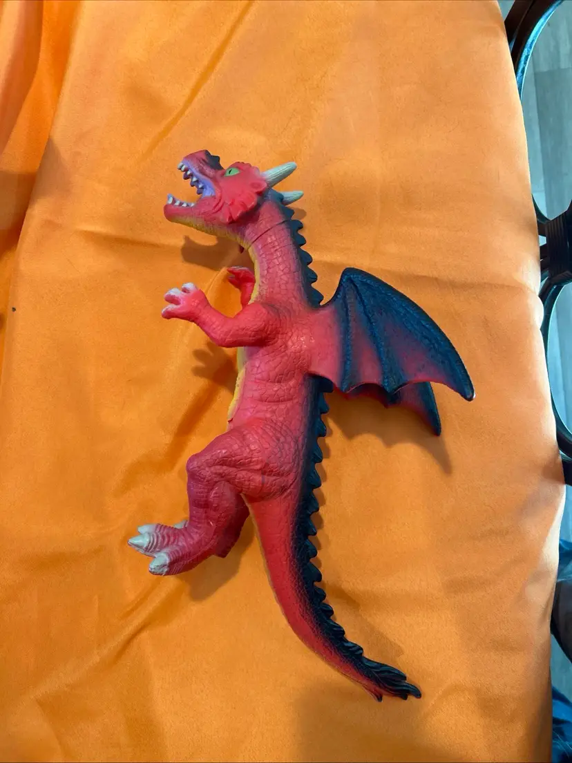 Fantasy Dragon 18”  Red Orange 2018 Polyester Material Toys R Us Rare Excellent