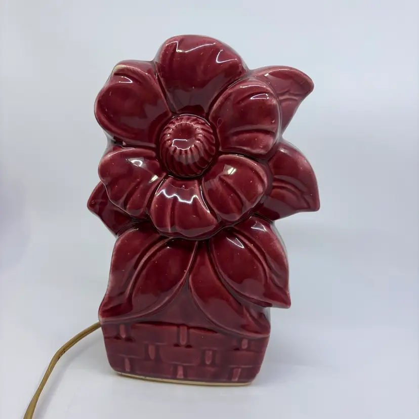 McCoy Pottery Burgundy Flower Basket TV Lamp 9.5H 6.25W