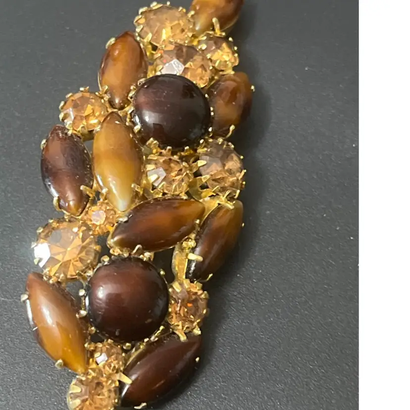 Gorgeous Leaf Multi Brown Colored Rhinestone Prong Set Brooch