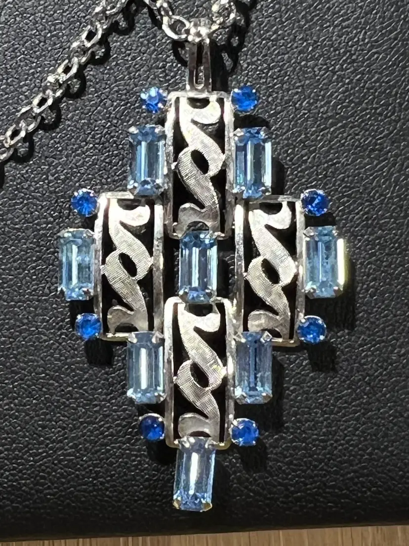 Livestream thumbnail