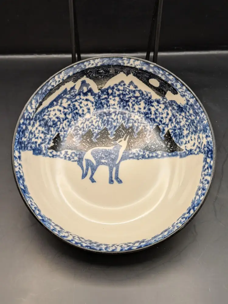 "Wolf" Pattern Folk Craft By Tienshan Bowl