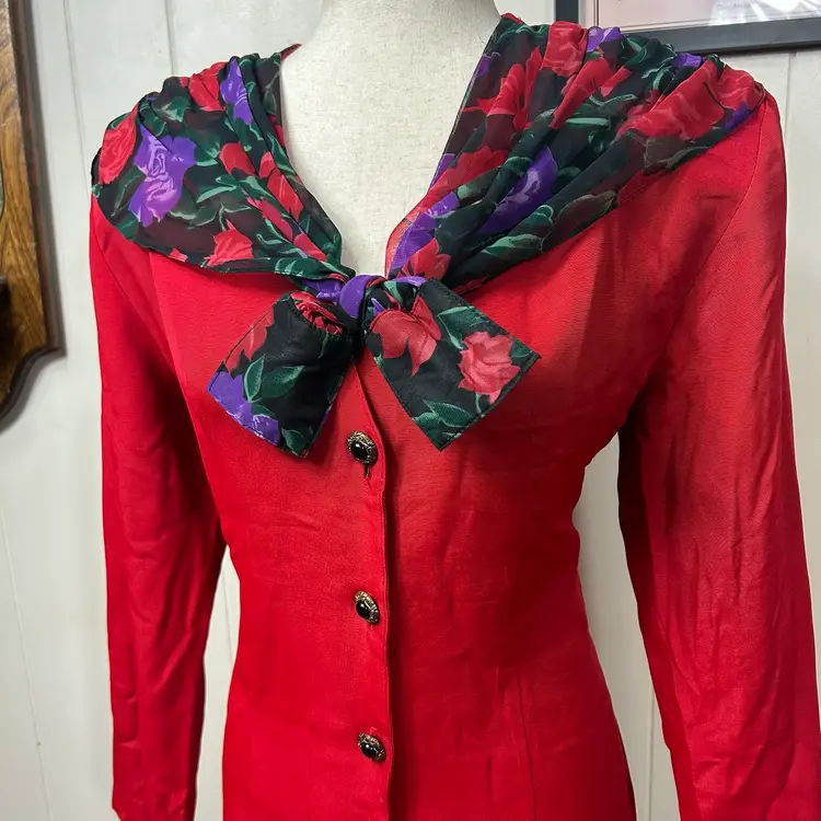 Vintage 80s Large Red Button Blouse W/ Multicolor Scarf Detail