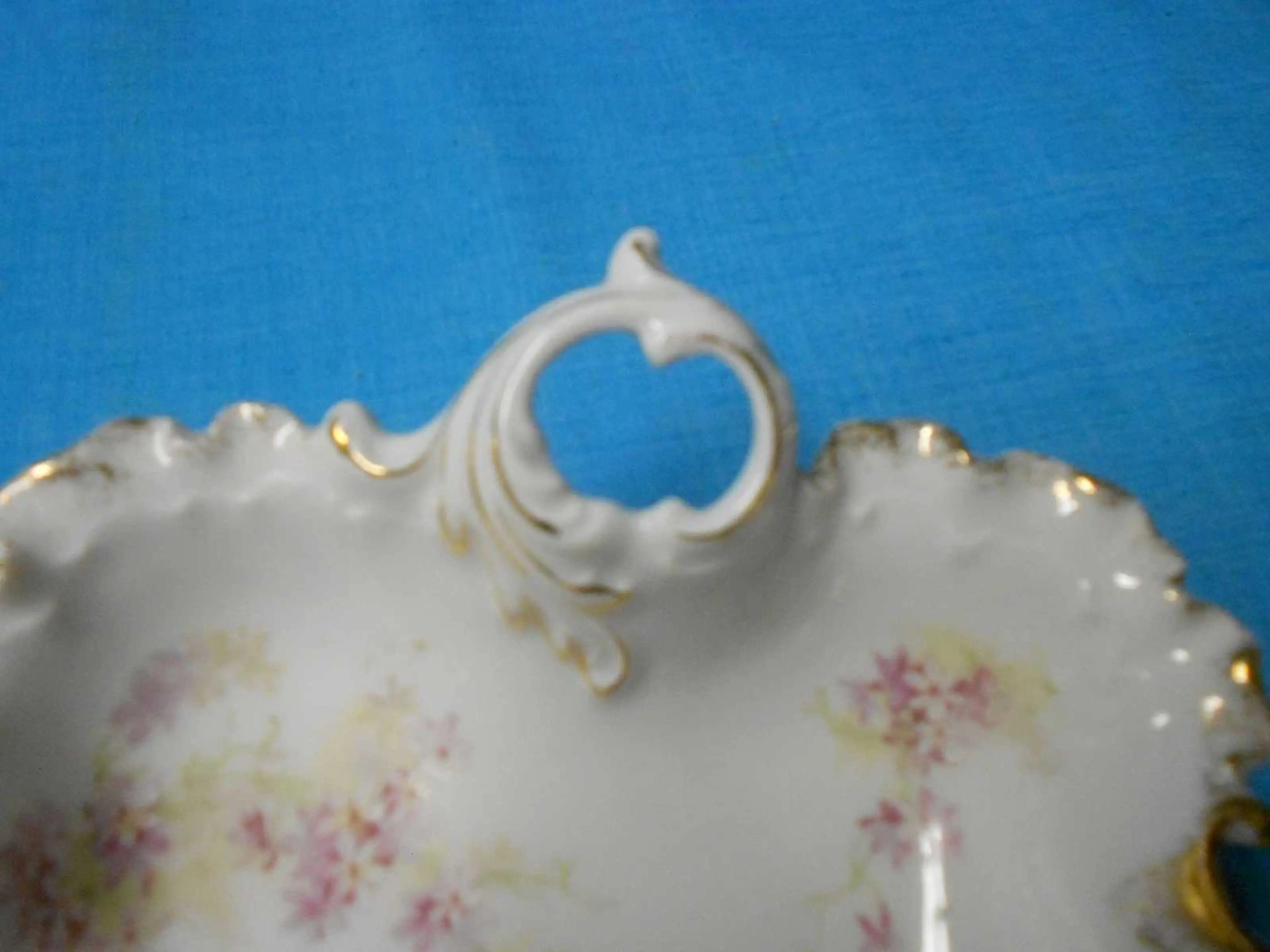 Image 2 of 10