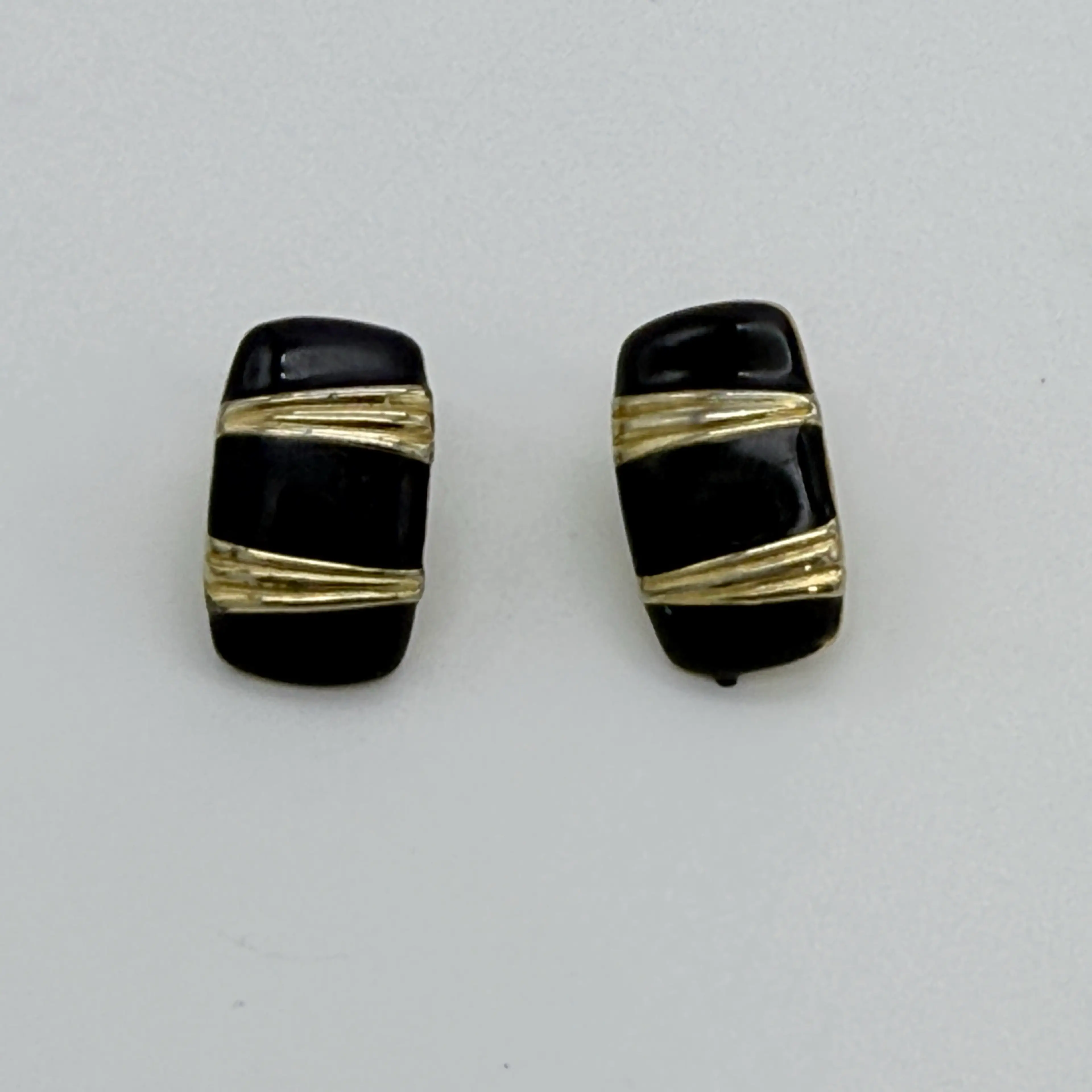 Image 4 of 10