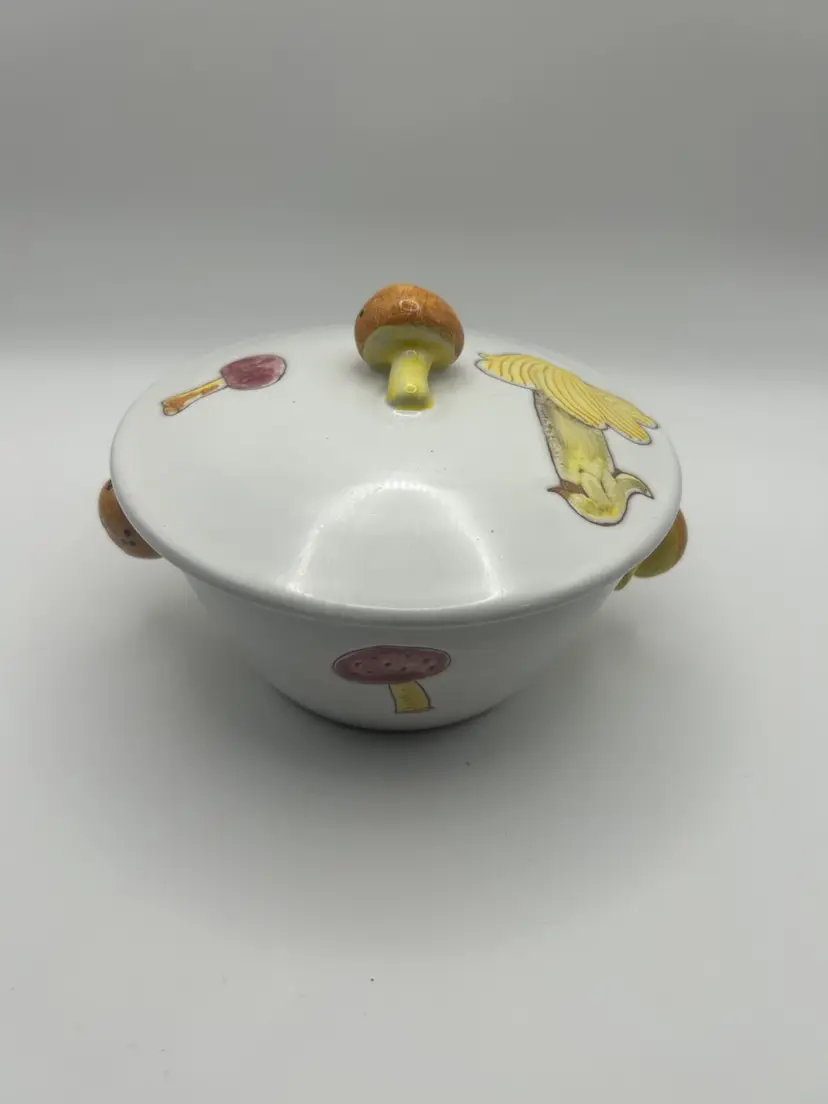 🌴🌴Mushroom Container - Italy - VTG