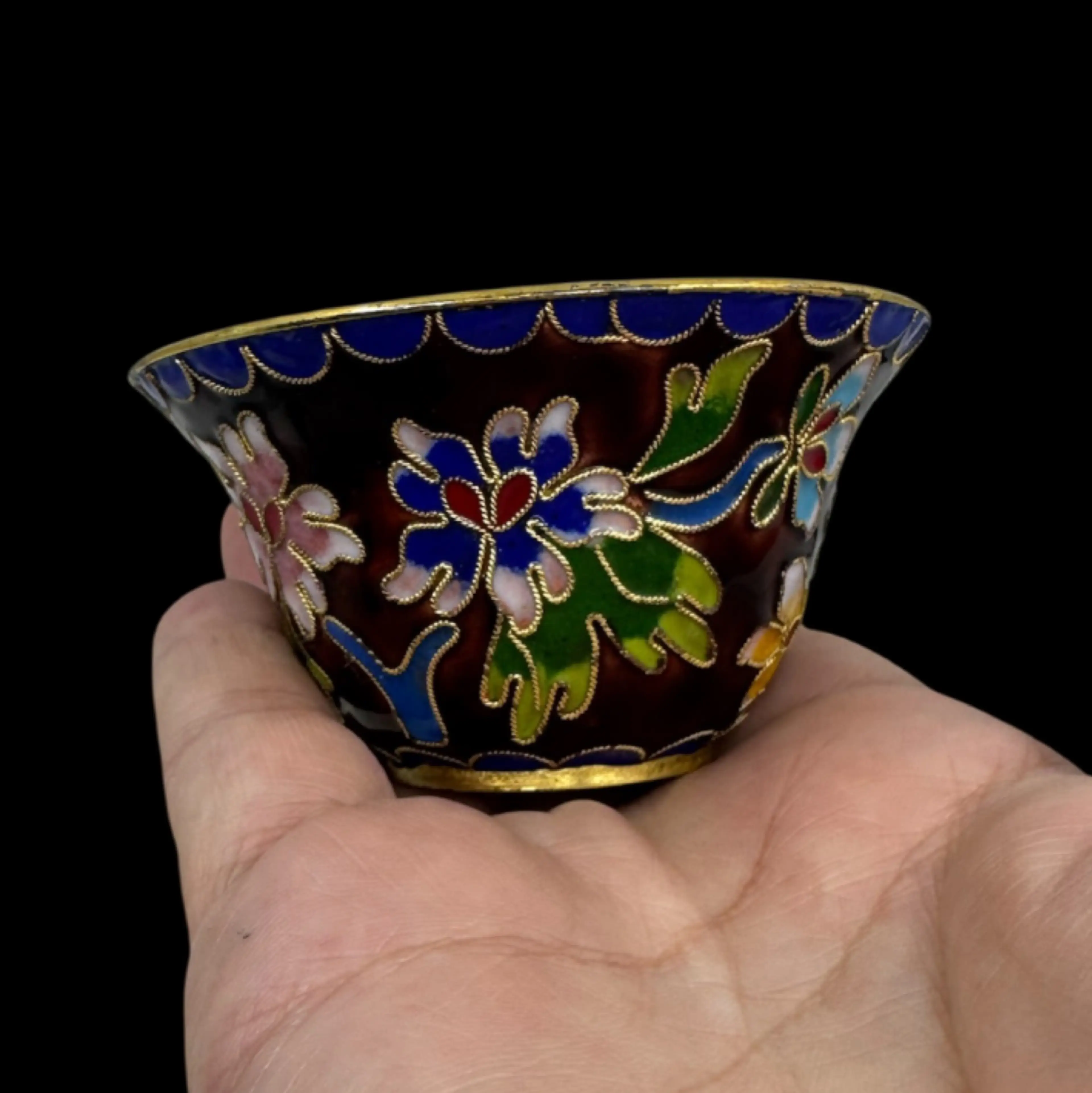 Image 1 of 3