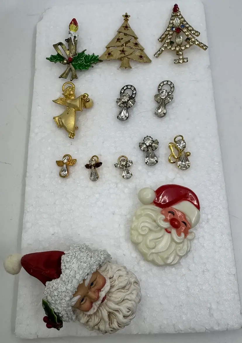 Lot of 13 Vintage Christmas Brooch Pins Trees Angels Santas Rhinestones Mixed