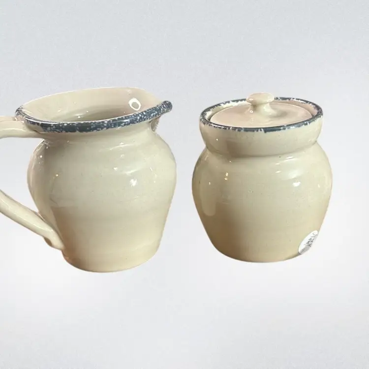 Home and garden party made in 1999 rooster cream and sugar set