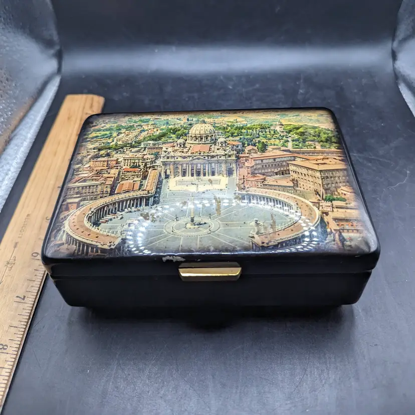 Vintage Le Carillon Firenze Musical Jewelry Box Vatican Design Plays Arrivederci Roma