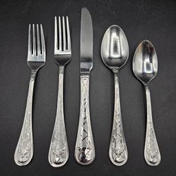 Towle Deer Frost Stainless Steel 16pc. Flatware Set Hunting Cabin Theme Gift