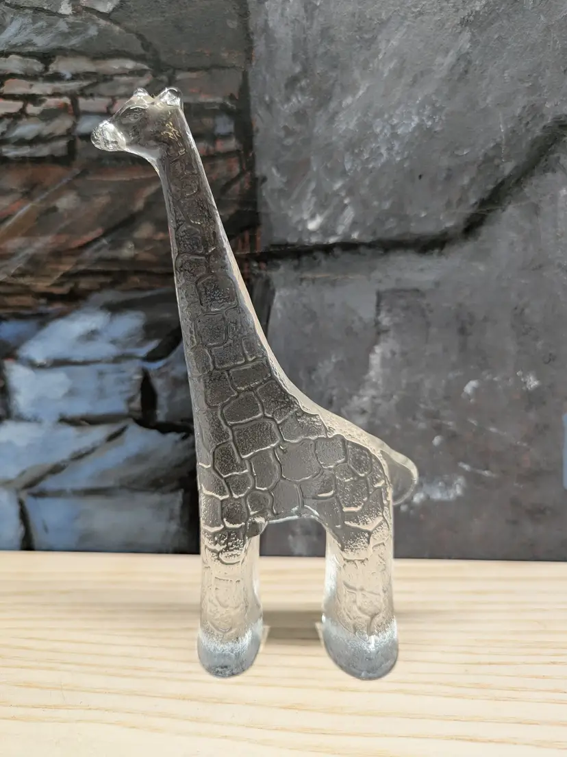 Vintage KOSTA BODA Zoo Scandinavian Crystal Art Glass 7” Giraffe Figurine Sweden decor
