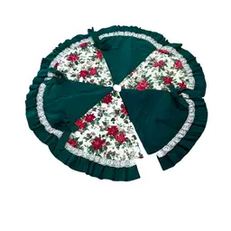 006 vintage 43 inch round handmade poinsettia Christmas Holly tree skirt