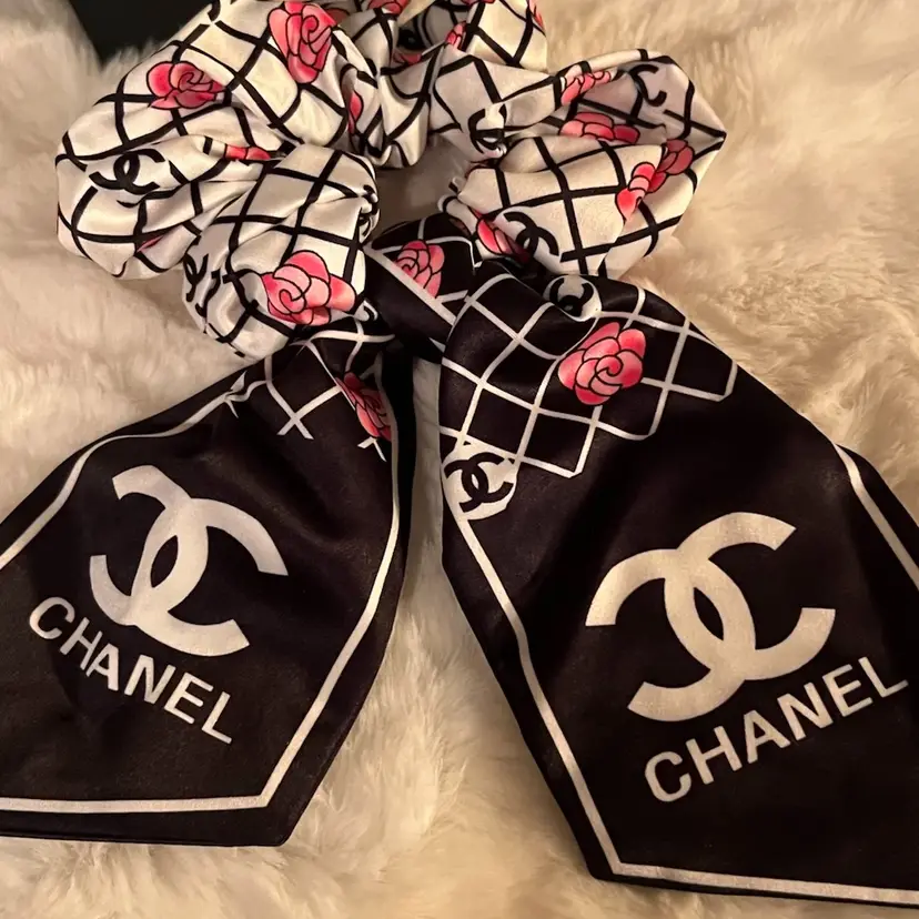 Chanel GWP Hair Scrunchie