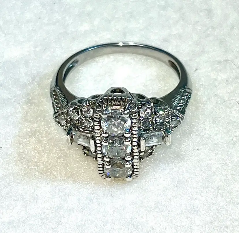 925 MEDA Sterling Silver CZ Ring. Size 6.5