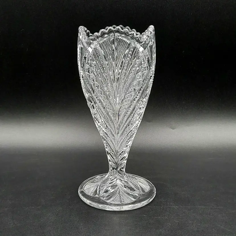 EAPG Bryce Higbee Small Palm Leaf Fan Vase