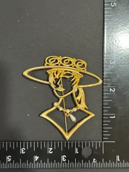 JJ Jonette Vintage Cut Out Lady In Hat with Pearl Necklace Brooch