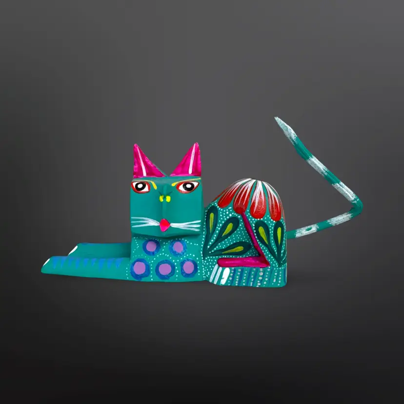 Crouched Cat Alebrije Folk Art Hand Painted Carved Signed Zeny Fuentes Reyna Oax Mexico