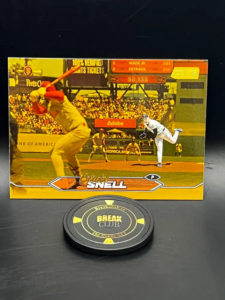 2024 Topps Stadium Club Blake Snell Gold Foil