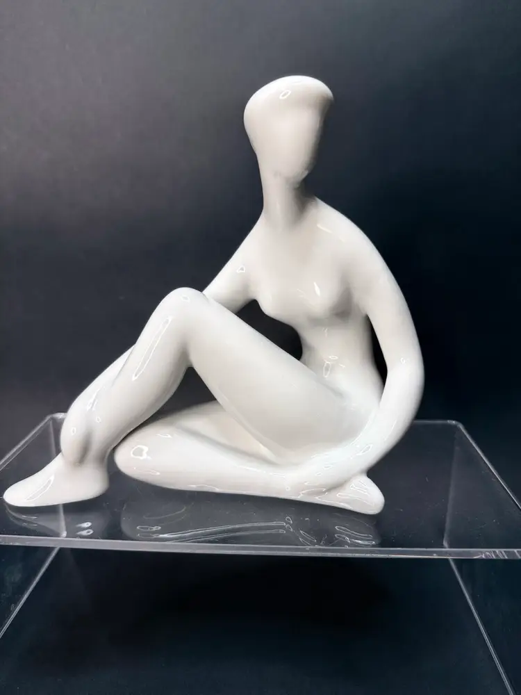 Stunning "ROYAL DUX" Czech,Bohemia nude women abstract porcelain figurine