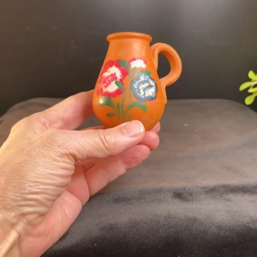 Clay Pot With Handle