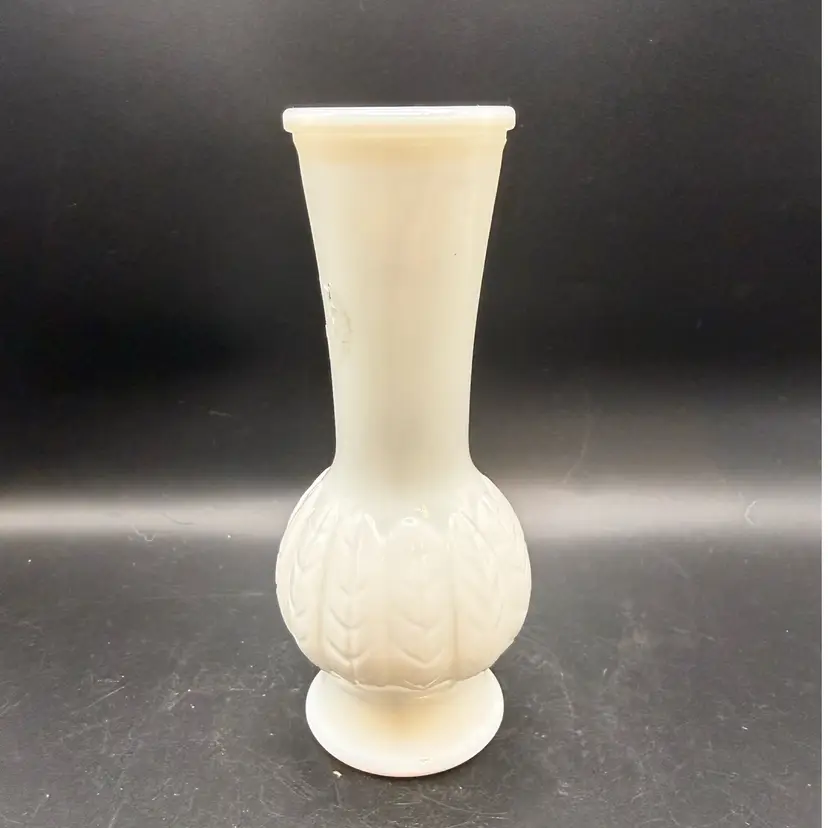Vintage Randall Milk Glass Vase With Raised Feather/Leaf Motifs
