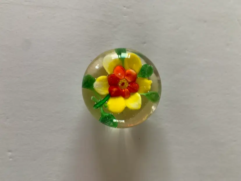 Paperweight With Flower