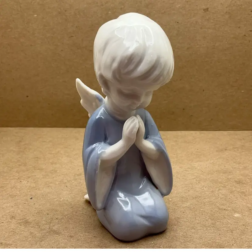 POW3 VTG Angel Boy Kneeling Praying 4" Blue White Figurine