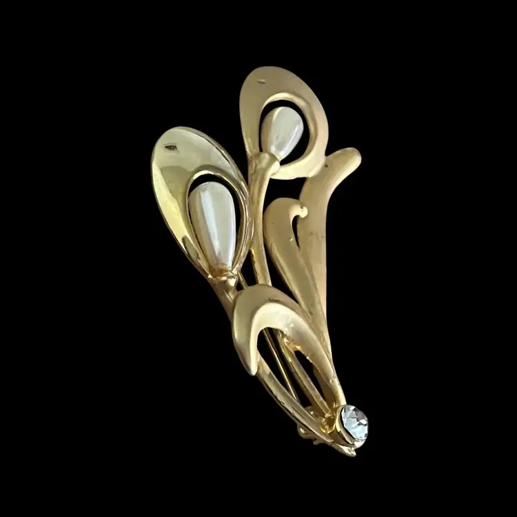 MCM Vintage Lily Brooch Calla Lilies Flowers Pin Faux Pearl Crystal