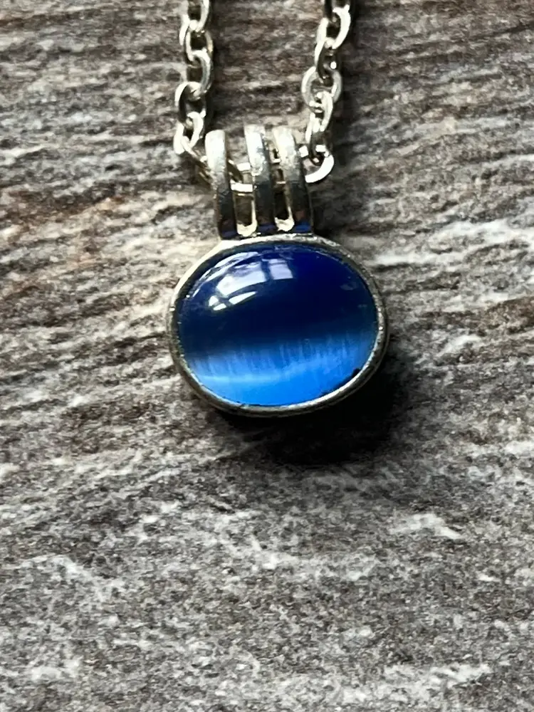 Blue Cats Eye Necklace 15 inch